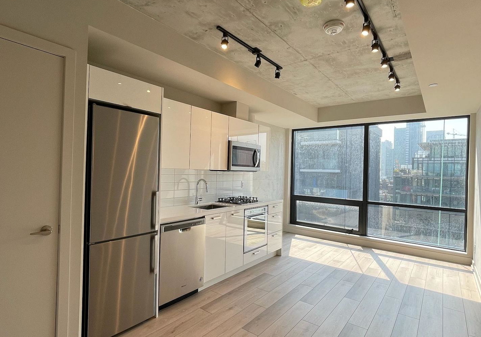 458-richmond-street-w-toronto-ontario-c12406486