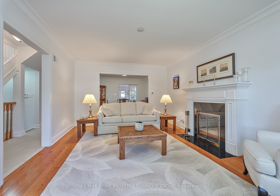 4-tanager-avenue-east-york-ontario-c12406675