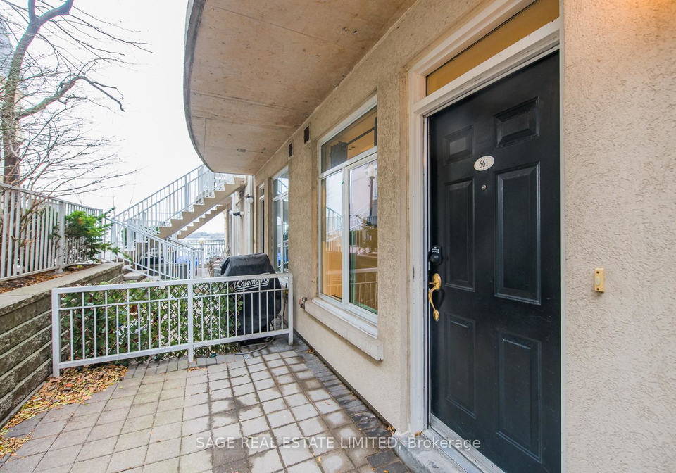 38-stadium-road-toronto-ontario-c12406746