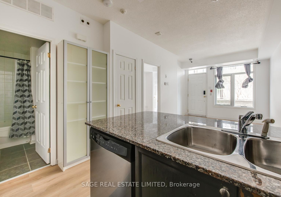38-stadium-road-toronto-ontario-c12406746
