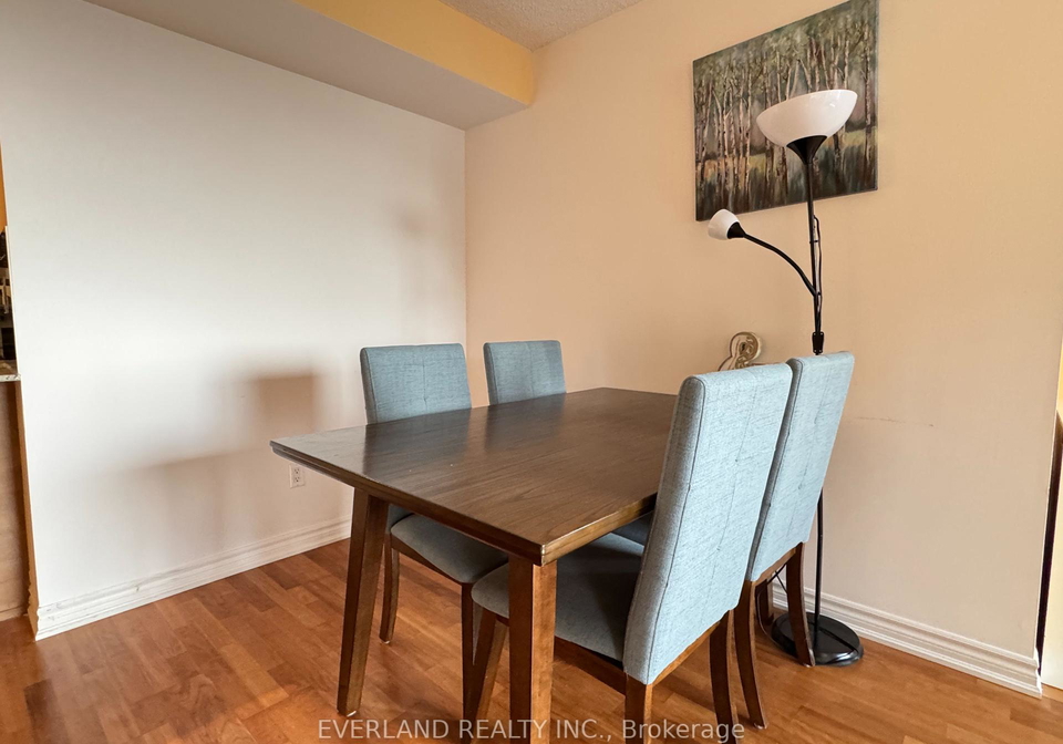 761-bay-street-toronto-ontario-c12407387
