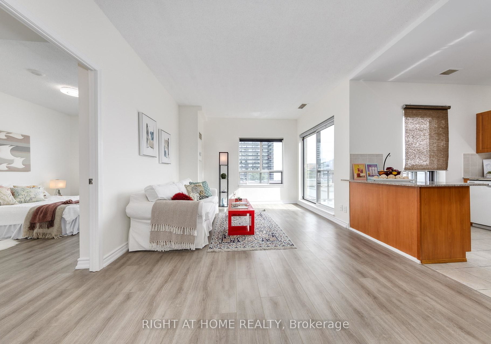 5940-yonge-street-toronto-ontario-c12407391