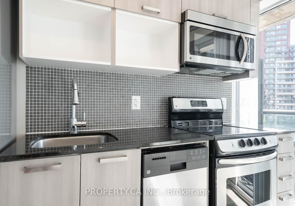 36-lisgar-street-toronto-ontario-c12407398