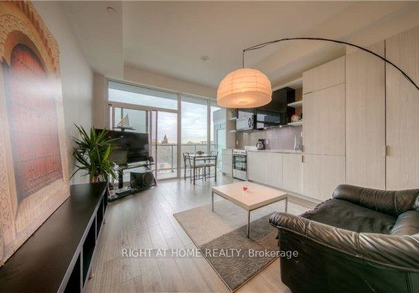 6-parkwood-avenue-toronto-ontario-c12407517