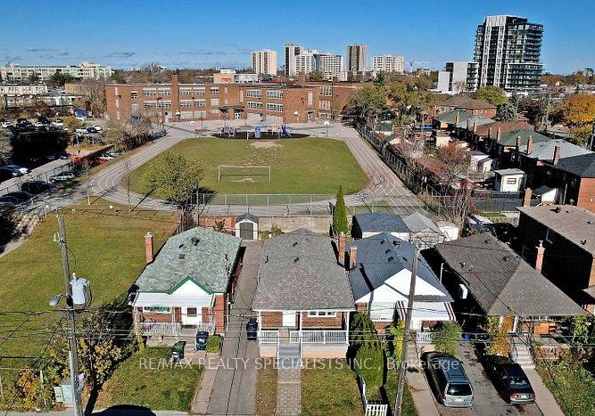 739-vaughan-road-toronto-ontario-c12407576