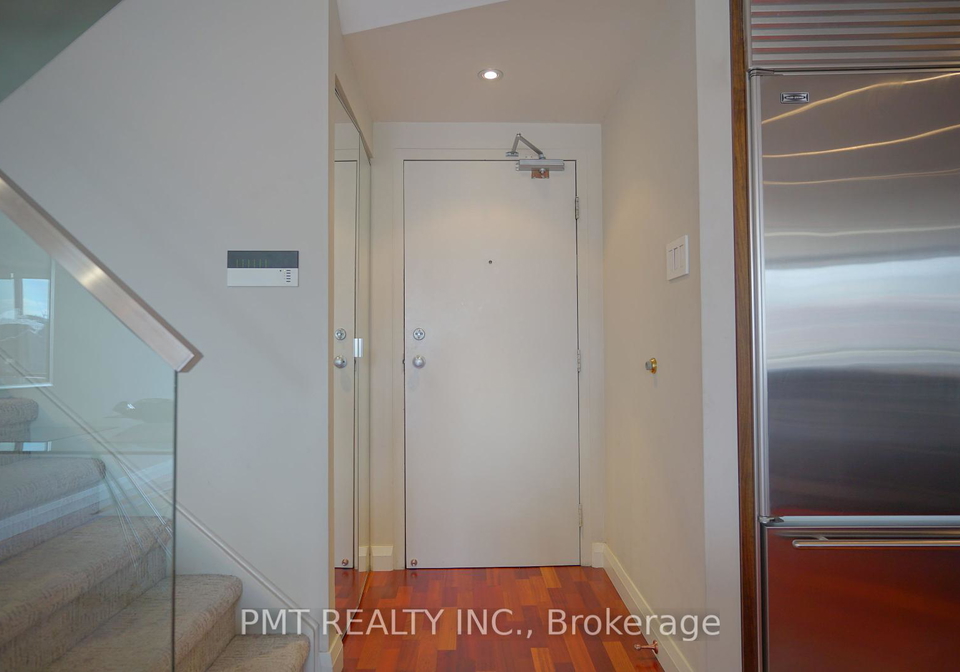 86-gerrard-street-e-toronto-ontario-c12407875