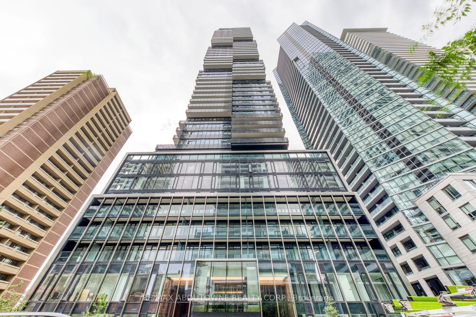 55-charles-street-e-toronto-ontario-c12407987