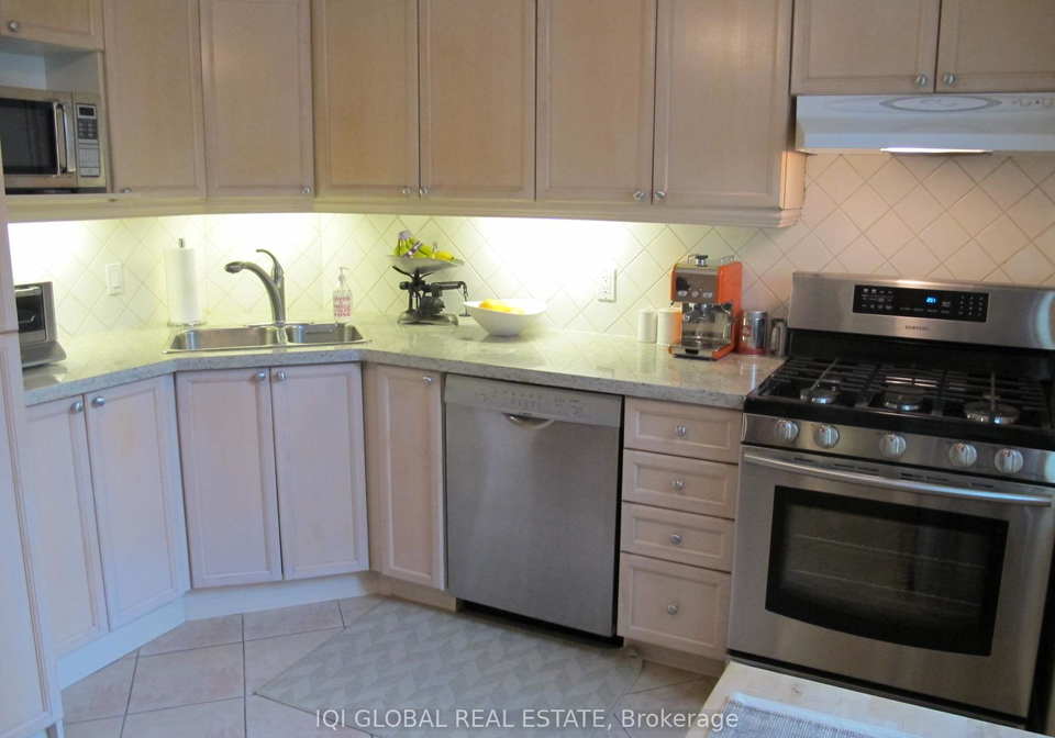 34-barton-avenue-toronto-ontario-c12408334