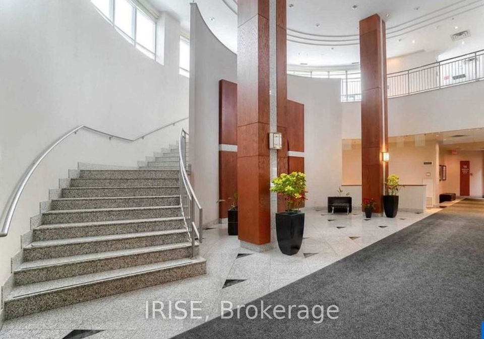 18-harrison-gardens-boulevard-north-york-ontario-c12408486