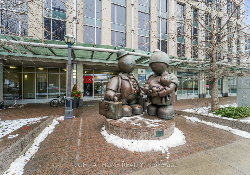 18-yonge-street-toronto-ontario-c12408864