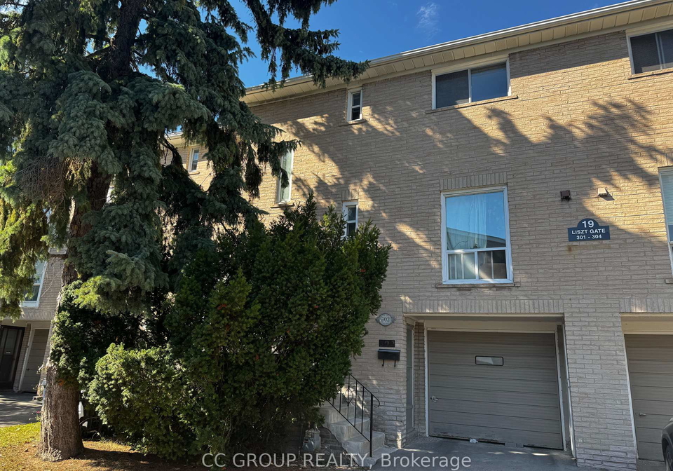19-liszt-gate-north-york-ontario-c12409264