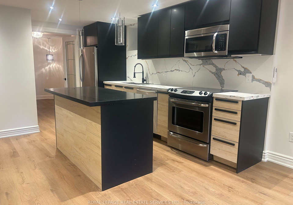 33-woodlawn-avenue-e-toronto-ontario-c12409289