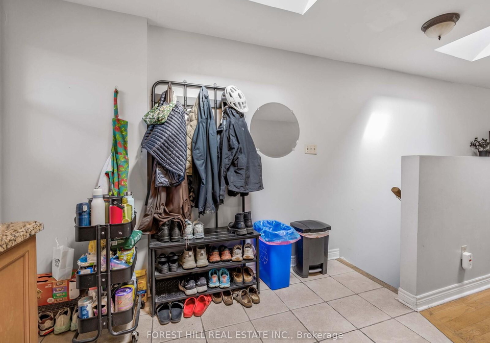 654-euclid-avenue-toronto-ontario-c12409385
