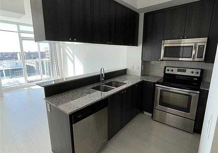 68-merton-street-toronto-ontario-c12409394