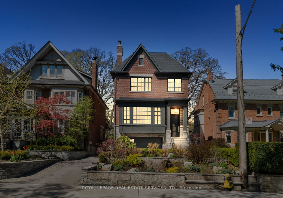 390-walmer-road-w-toronto-ontario-c12409485