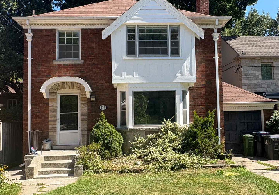 217-hanna-road-east-york-ontario-c12409852