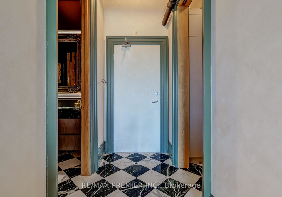 781-king-street-w-toronto-ontario-c12409865