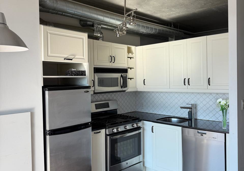 169-john-street-toronto-ontario-c12409879