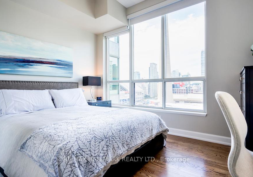 230-queens-quay-w-toronto-ontario-c12409979