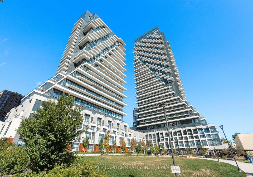 30-inn-on-the-park-drive-north-york-ontario-c12410171