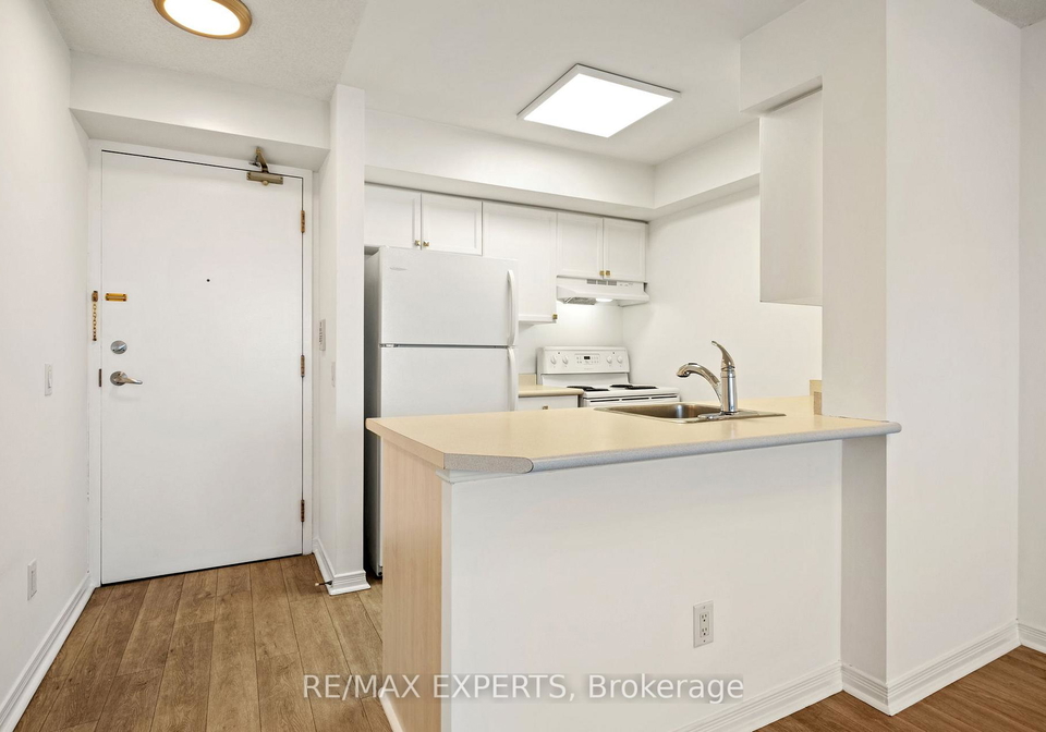 155-beecroft-road-toronto-ontario-c12410296