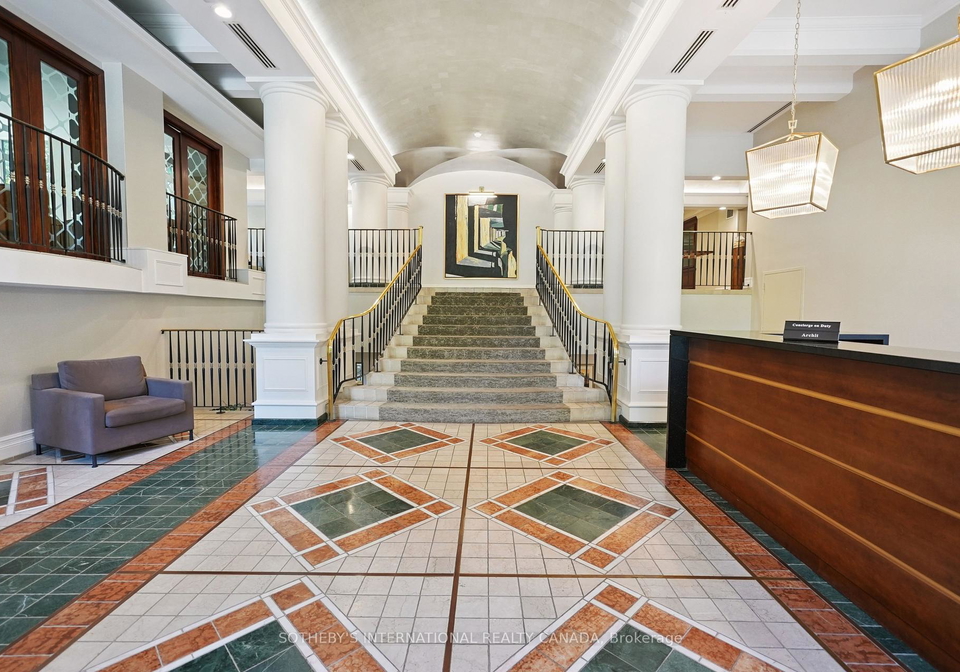 38-avoca-avenue-toronto-ontario-c12410382