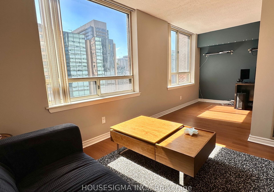 633-bay-street-toronto-ontario-c12410449