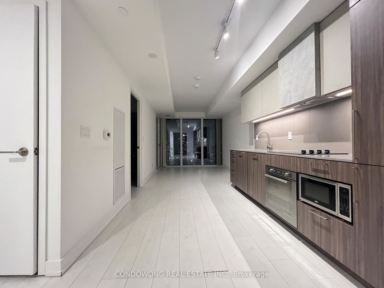 19-western-battery-road-toronto-ontario-c12410692