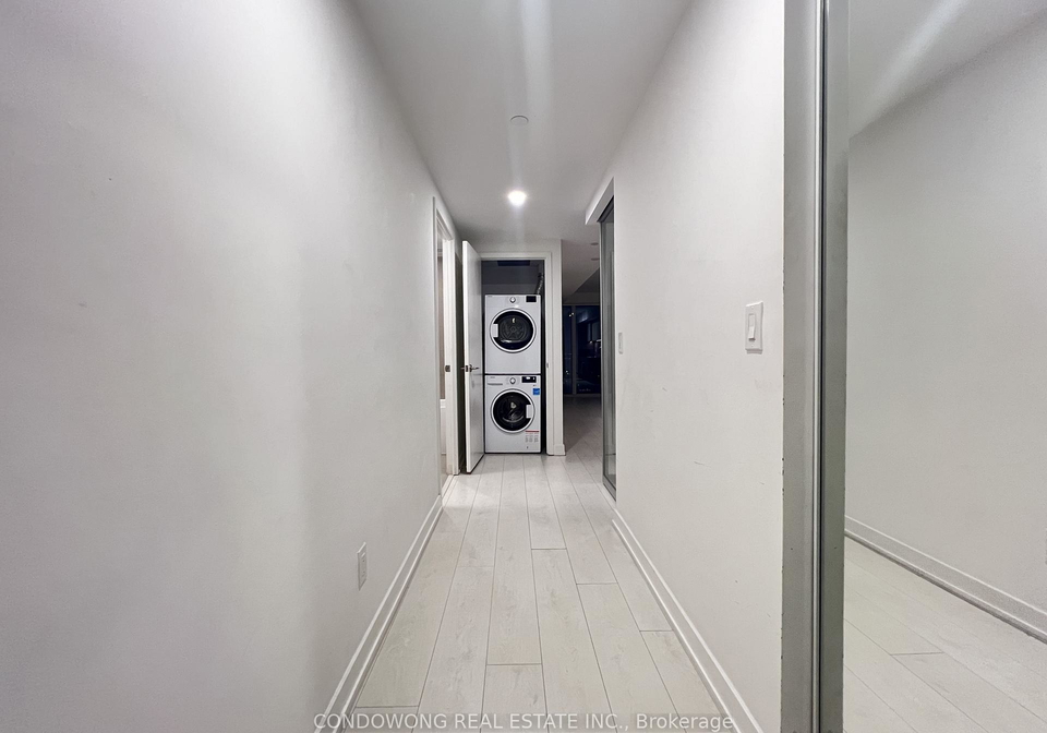 19-western-battery-road-toronto-ontario-c12410692
