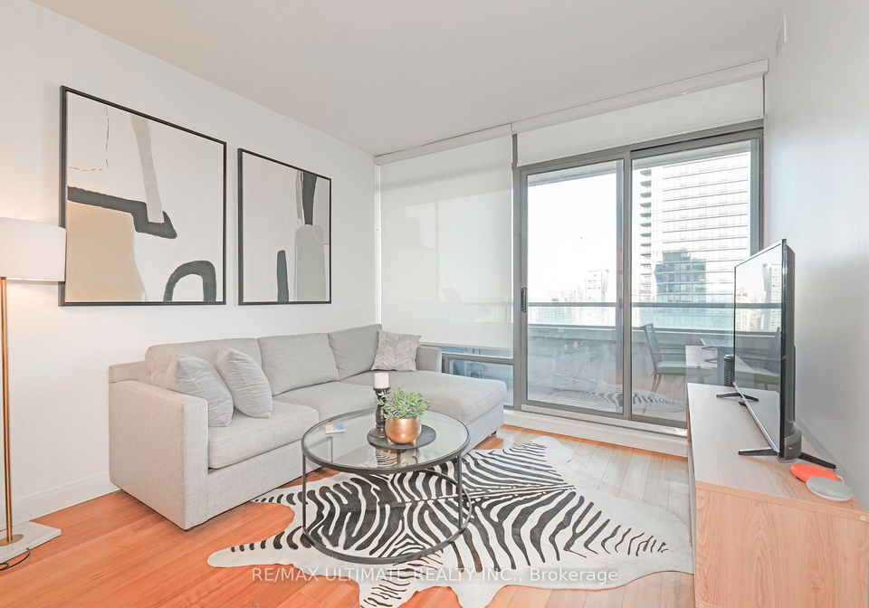 18-yorkville-avenue-toronto-ontario-c12410779