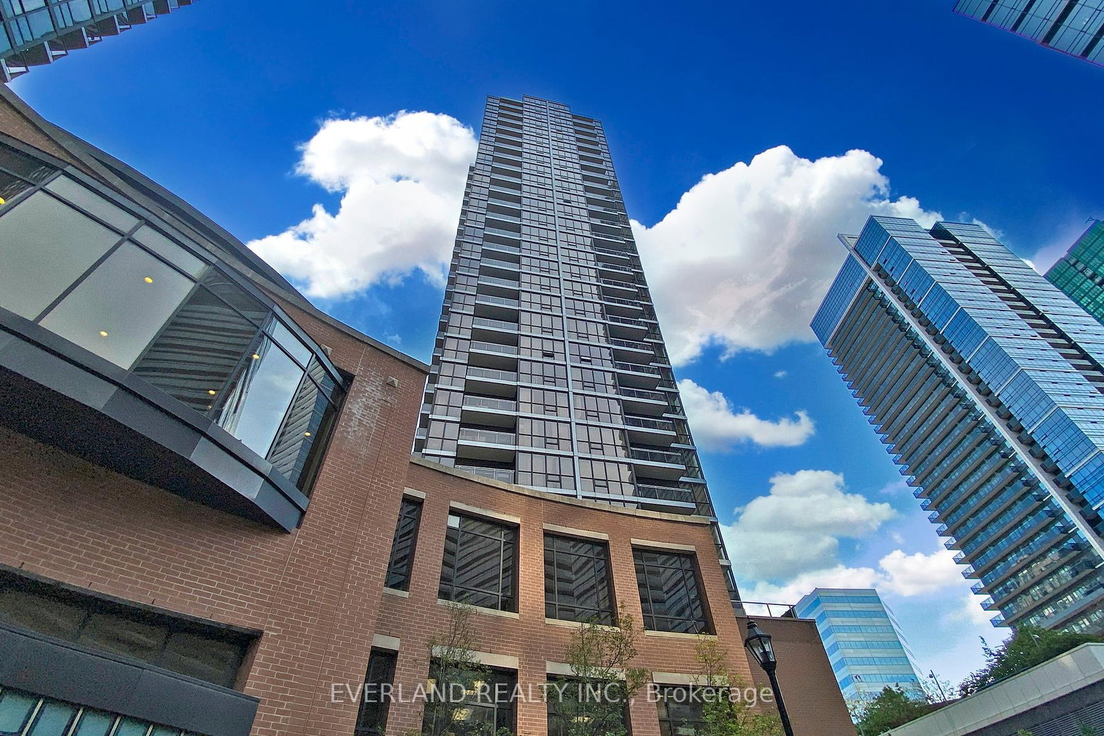23-sheppard-avenue-e-north-york-ontario-c12410875