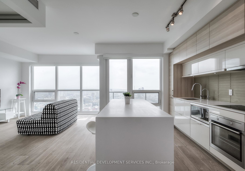 88-scott-street-toronto-ontario-c12410962