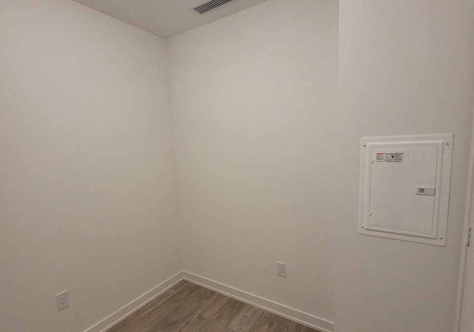 121-lower-sherbourne-street-toronto-ontario-c12410964