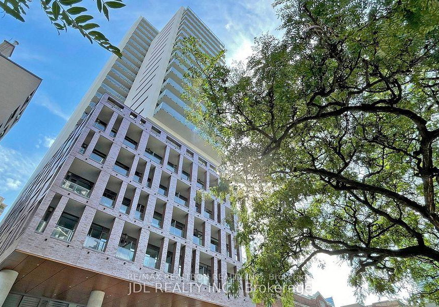 81-wellesley-street-e-toronto-ontario-c12410998
