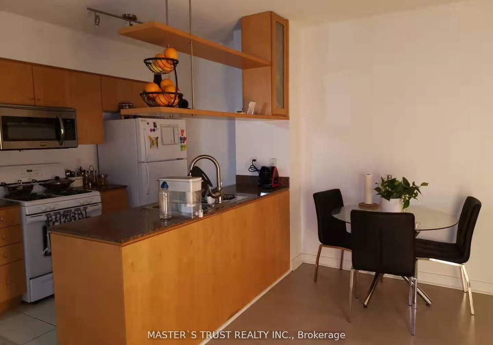 35-mariner-terrace-toronto-ontario-c12411034
