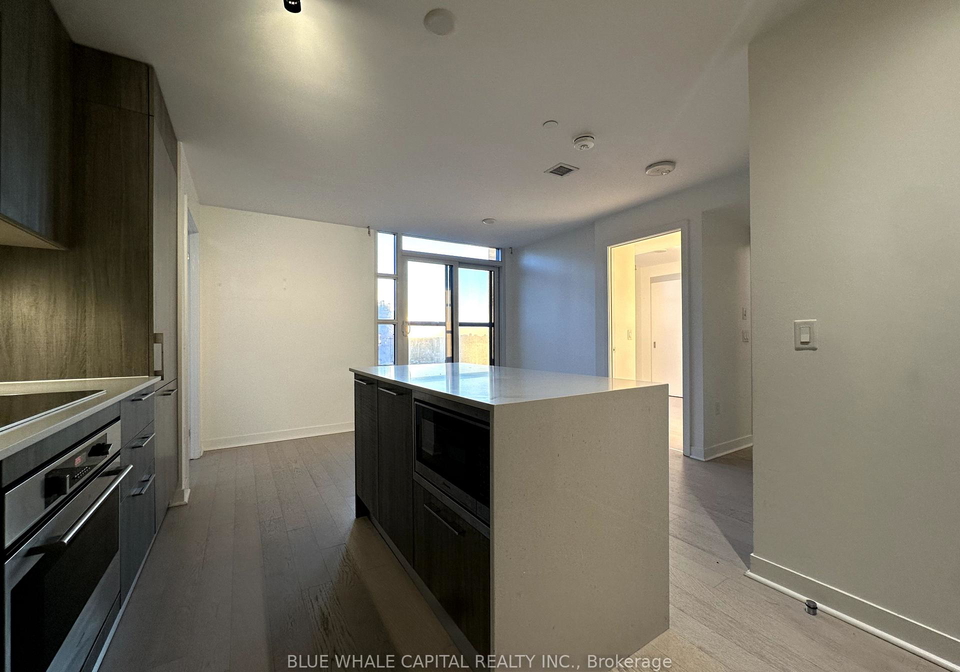 501-adelaide-street-w-toronto-ontario-c12411155