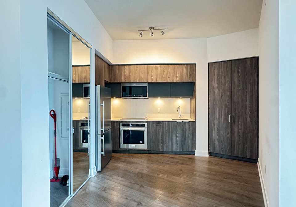 25-adra-grado-way-north-york-ontario-c12411197