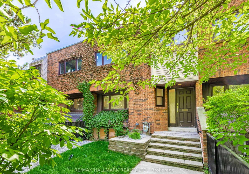 131steeles-avenue-w-toronto-ontario-c12411333