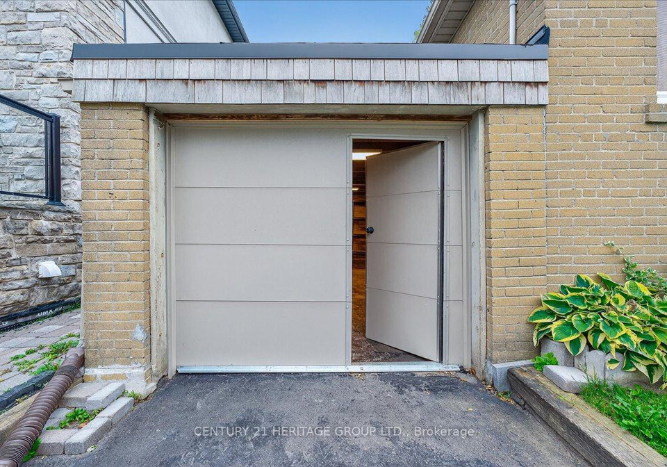 39-reiner-road-toronto-ontario-c12411388