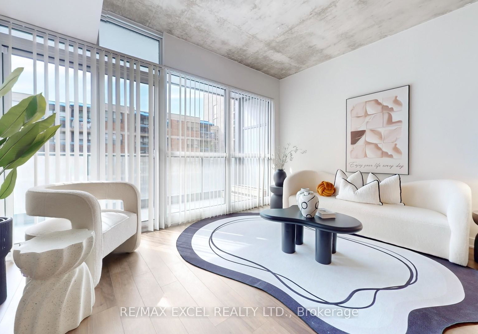 210-simcoe-street-toronto-ontario-c12411390