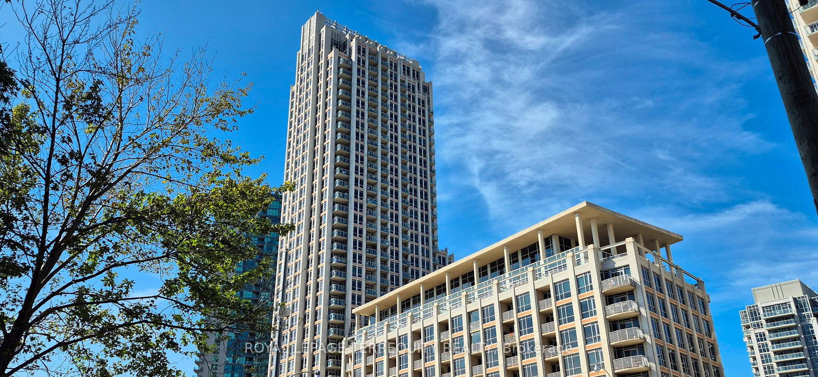 628-fleet-street-toronto-ontario-c12411828