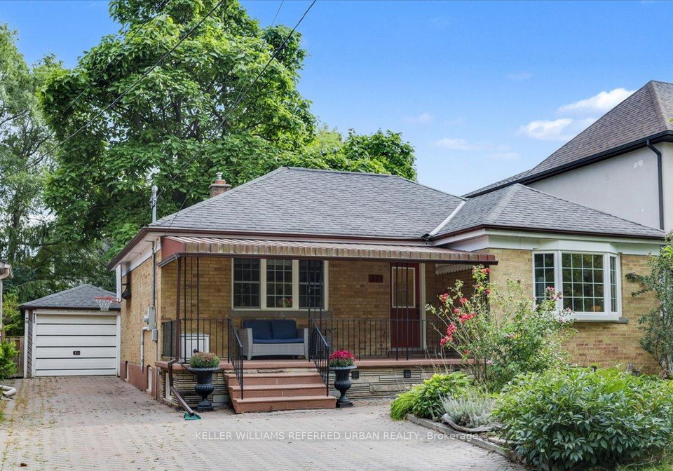 371-hounslow-avenue-toronto-ontario-c12411920