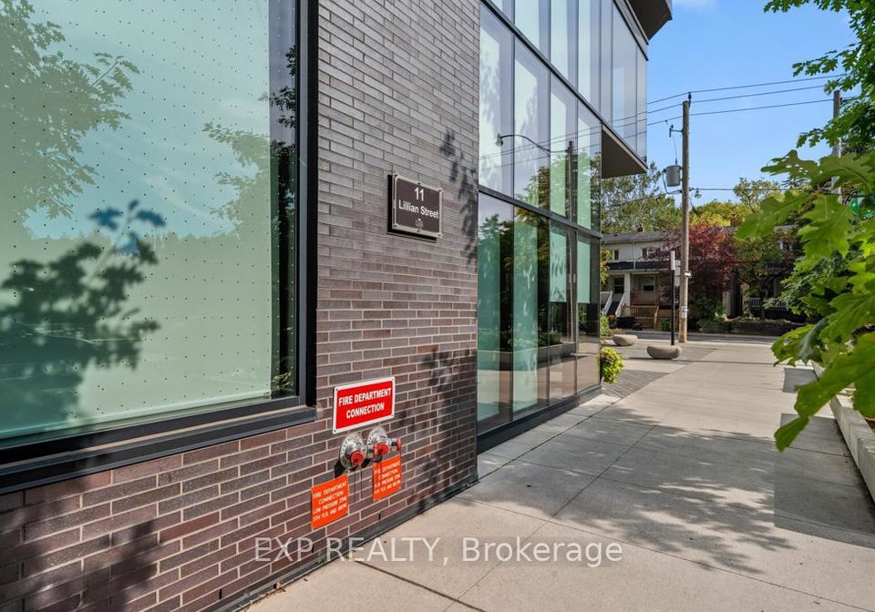 11-lillian-street-toronto-ontario-c12412096
