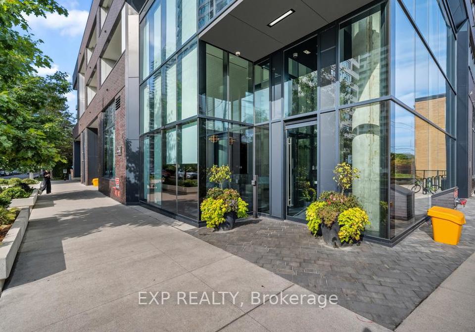 11-lillian-street-toronto-ontario-c12412096