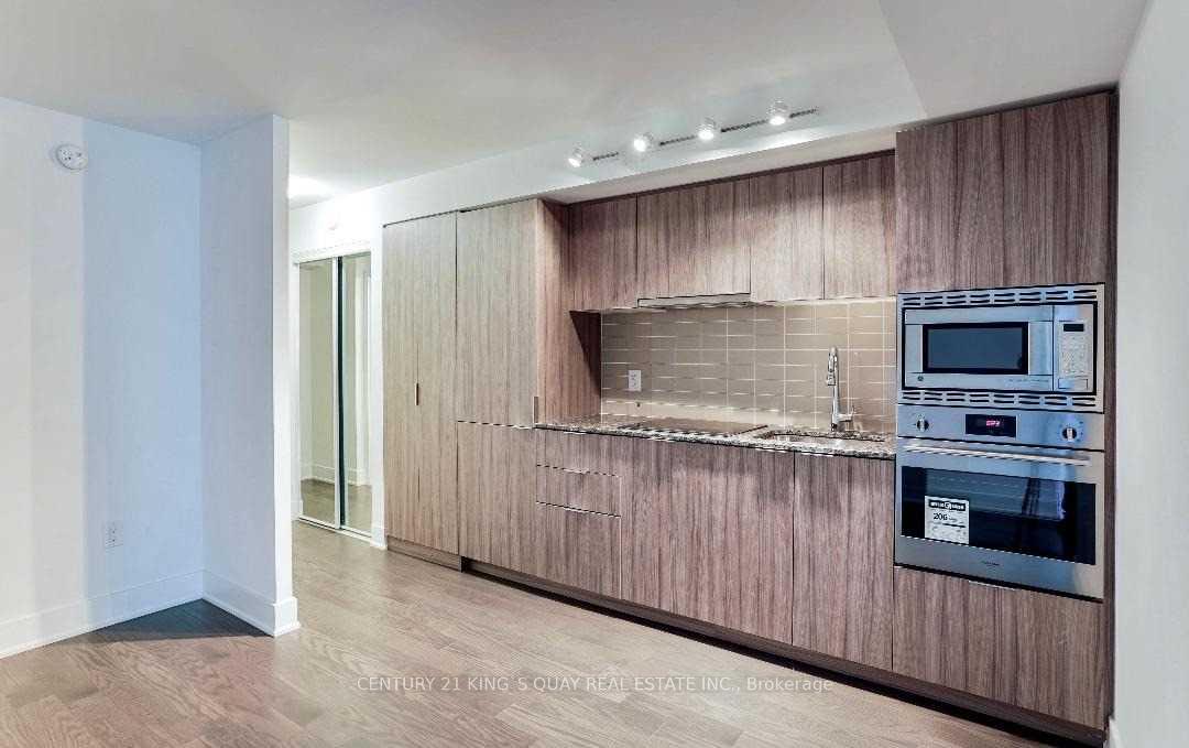 955-bay-street-toronto-ontario-c12412402