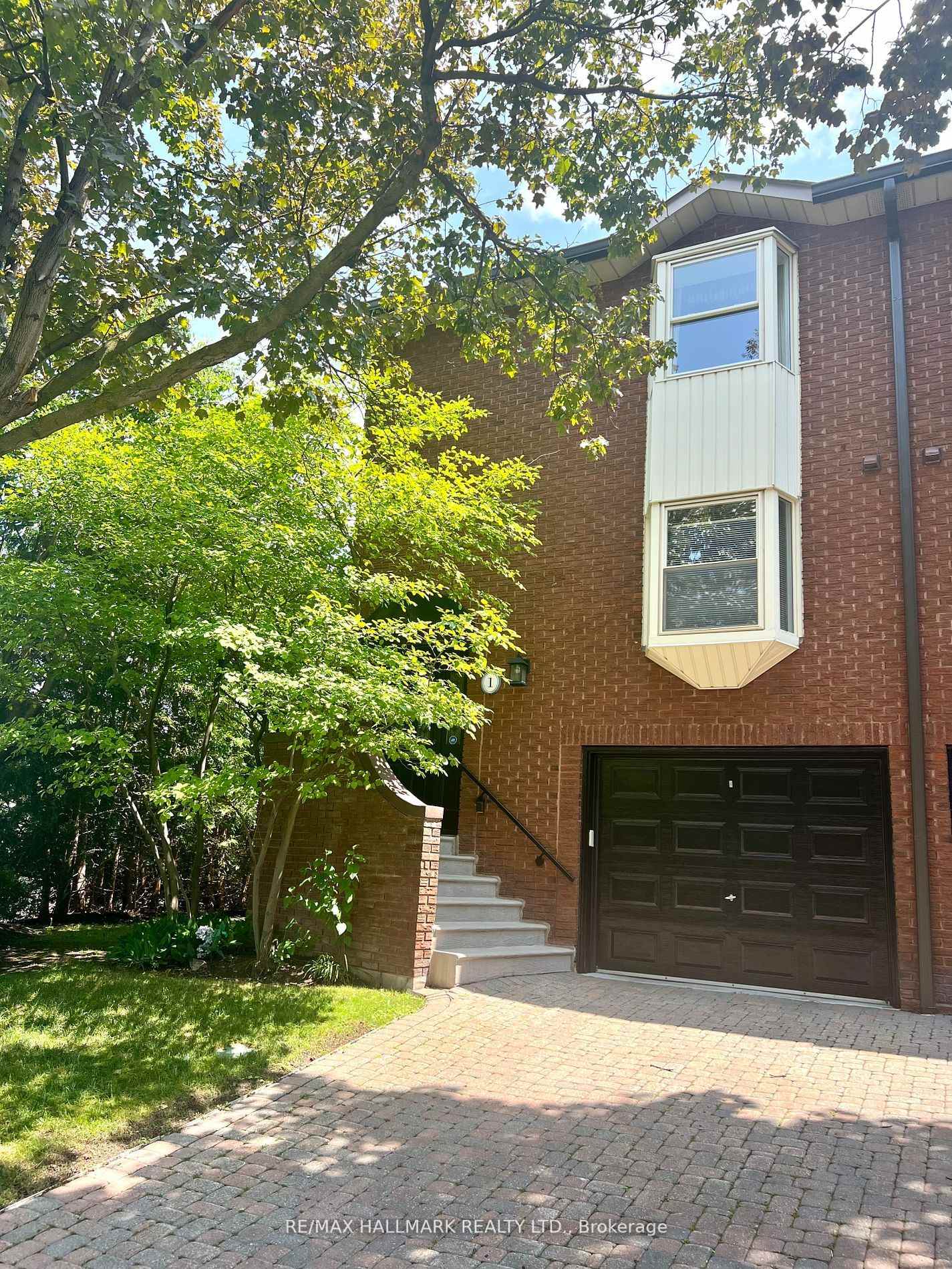 1-red-maple-court-north-york-ontario-c12412737