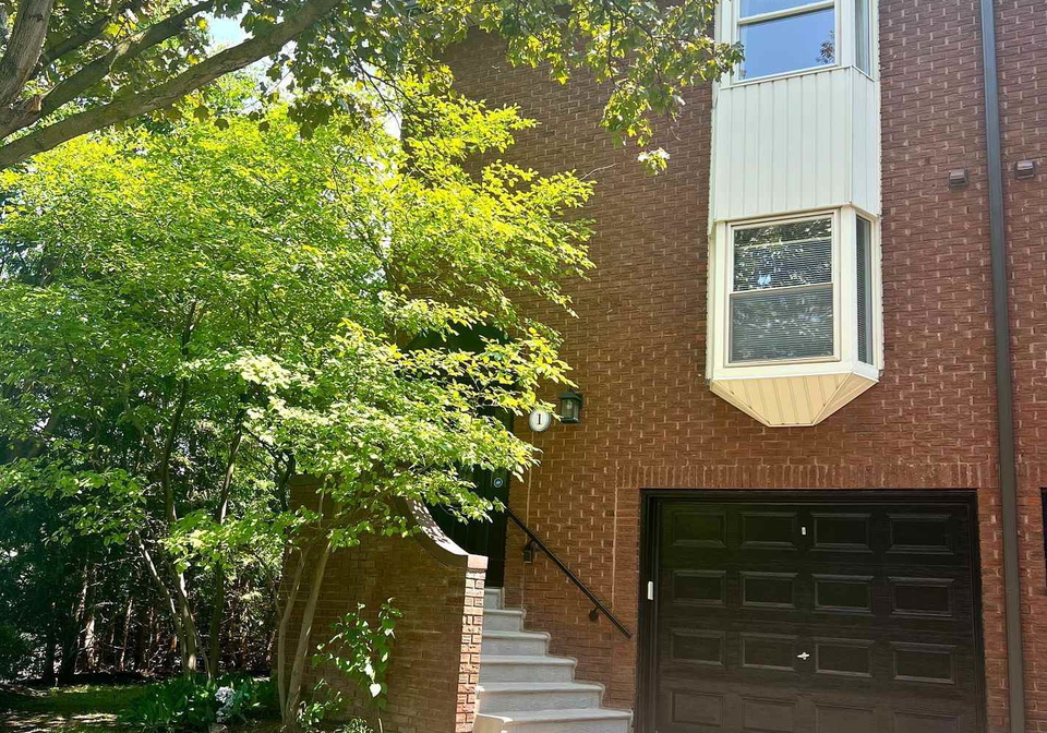 1-red-maple-court-north-york-ontario-c12412737
