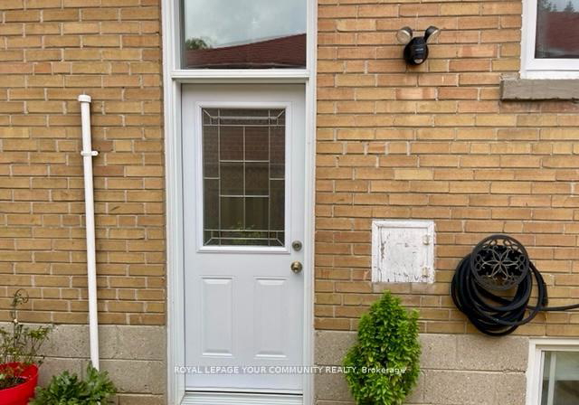 137-palm-drive-toronto-ontario-c12412757