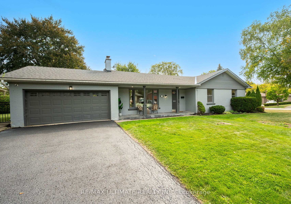 17-fleetwell-court-toronto-ontario-c12412854