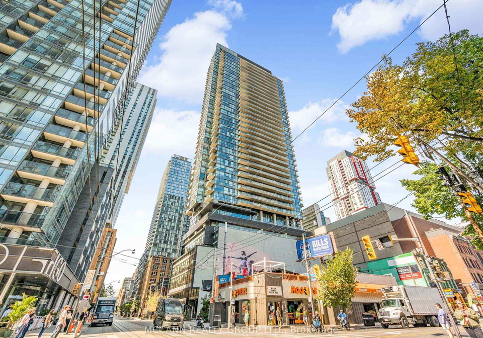 290-adelaide-street-w-toronto-ontario-c12413036